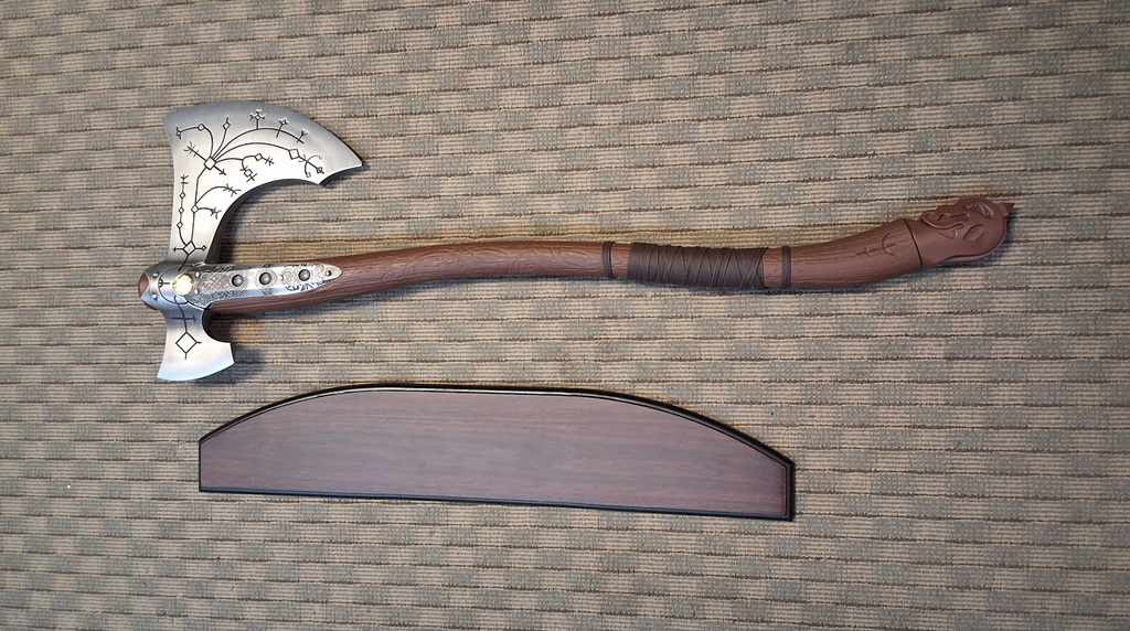 Leviathan Axe, plaque mount