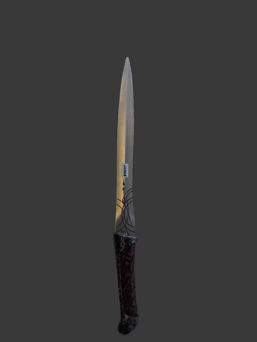 Short Blade W Runic Handle