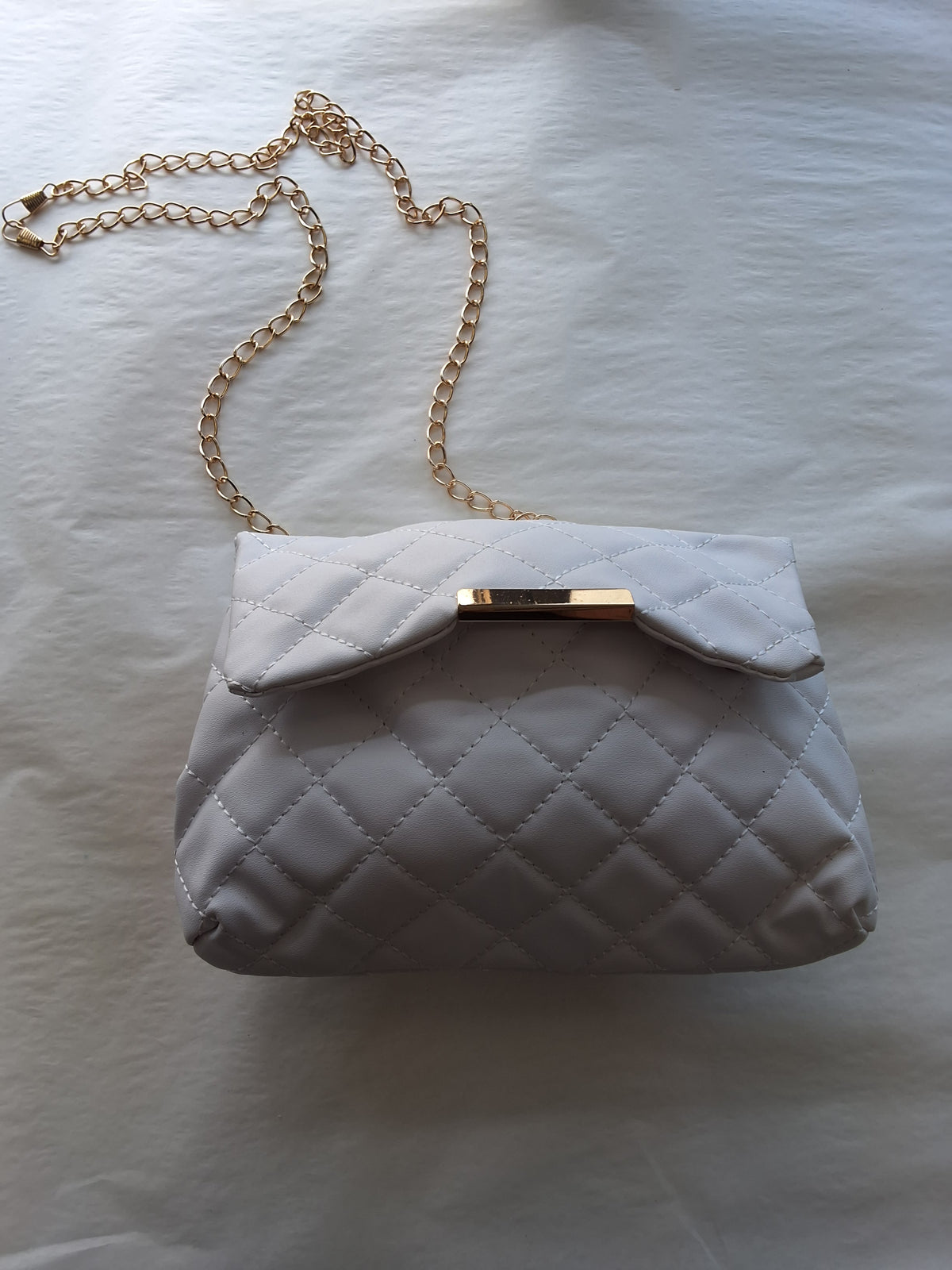 WHITE AND GOLD PURSE