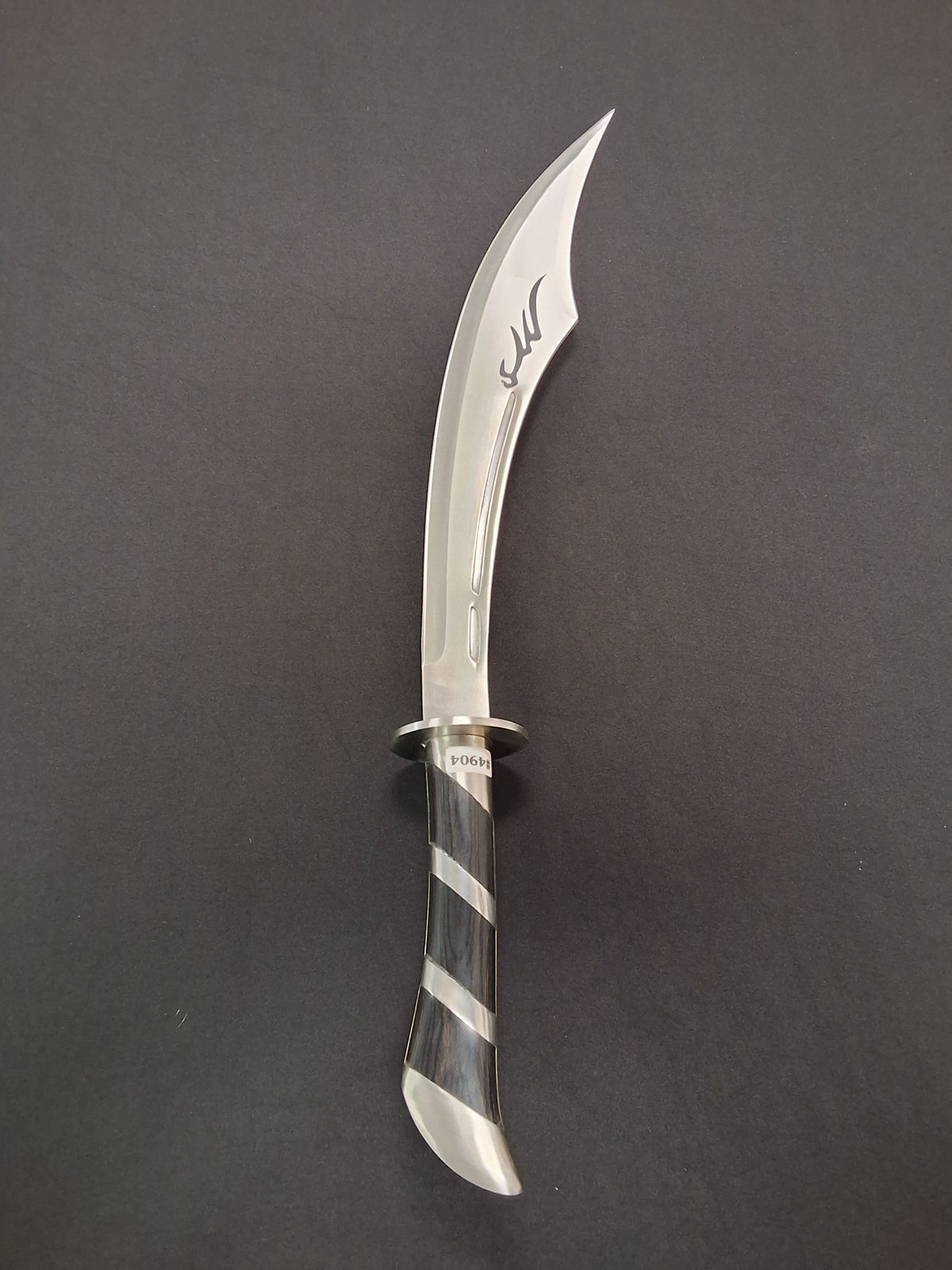 Silver Scimitar Short Blade