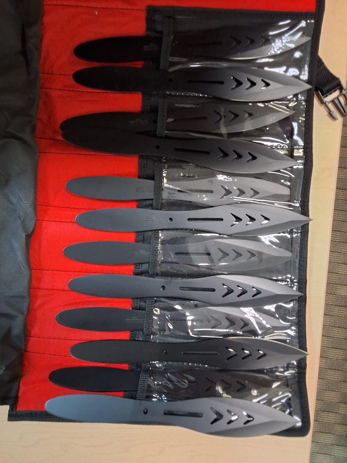 12 Throwing Knife Set with Black Carry Case #2058