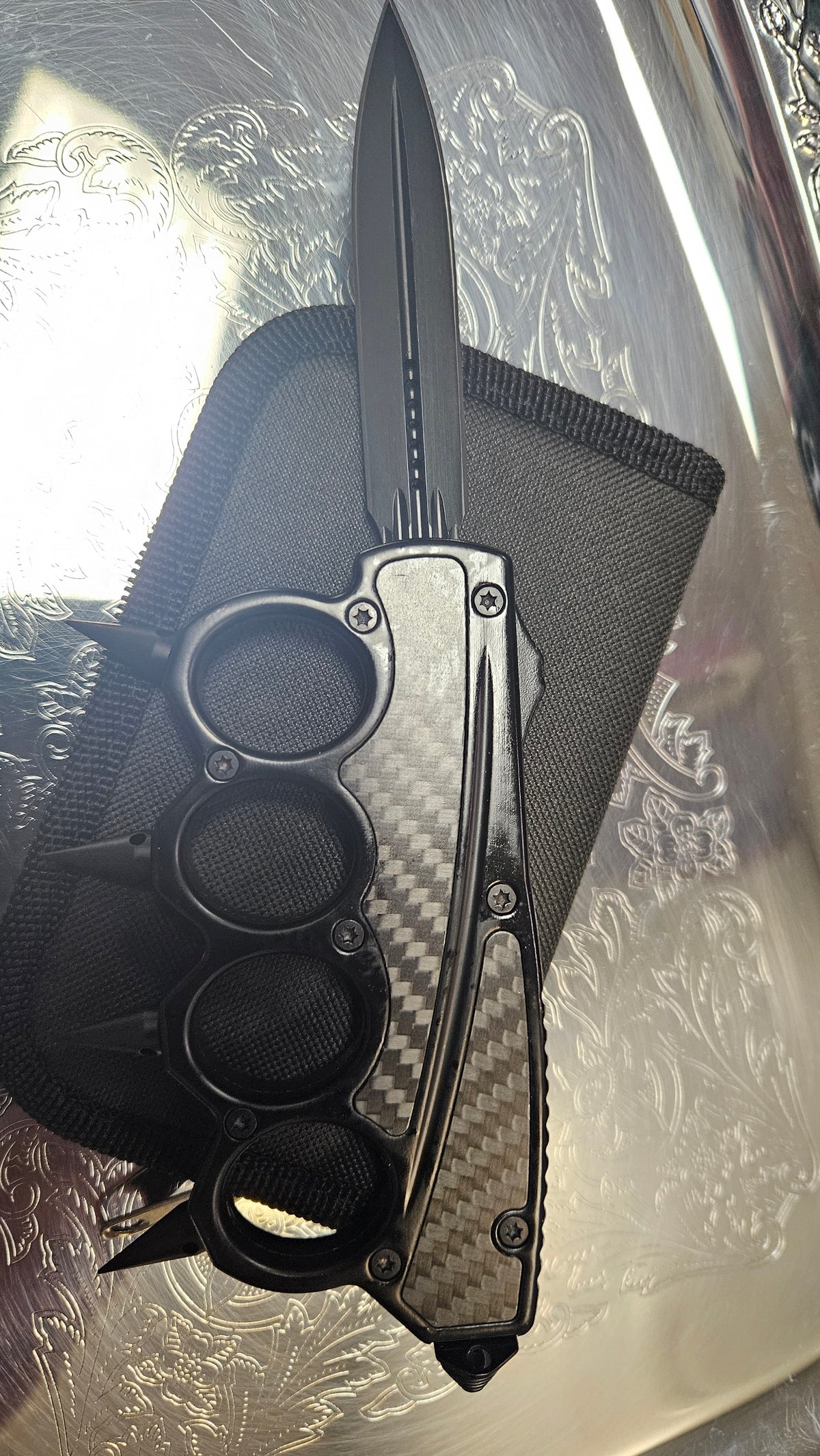 Black Spiked Knuckle OTF