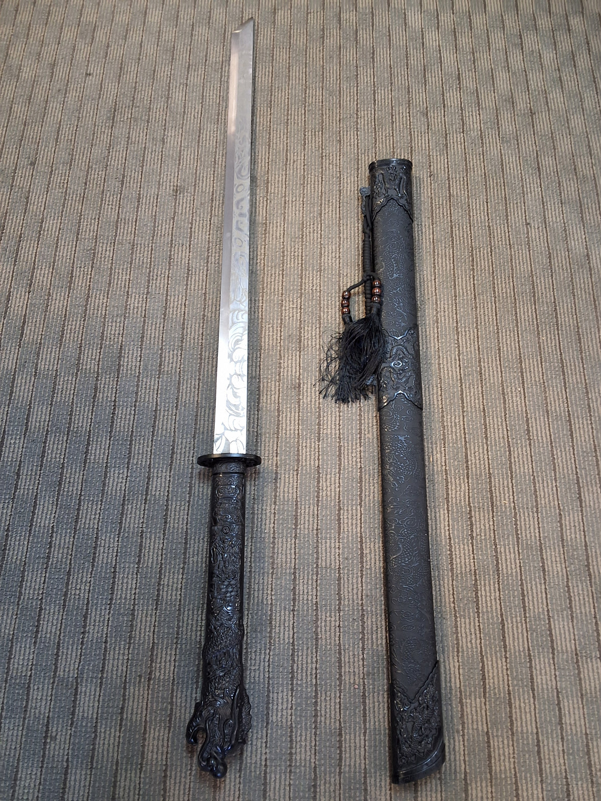 BLACK DRAGON SWORD