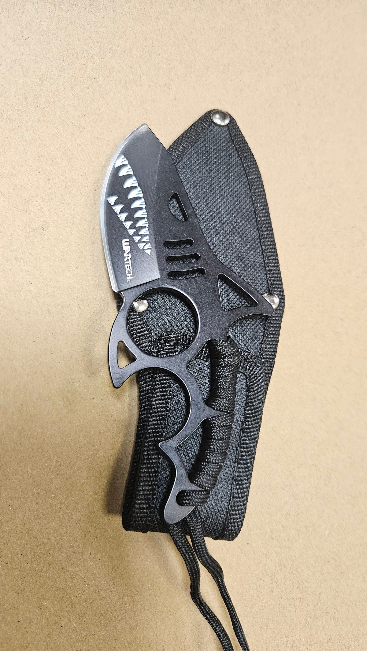 6" Black Shark Dagger #5802