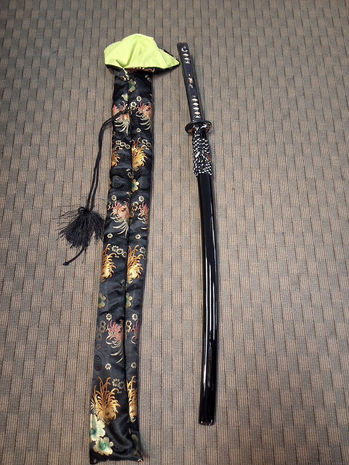 Black Floral Katana W/ Cover