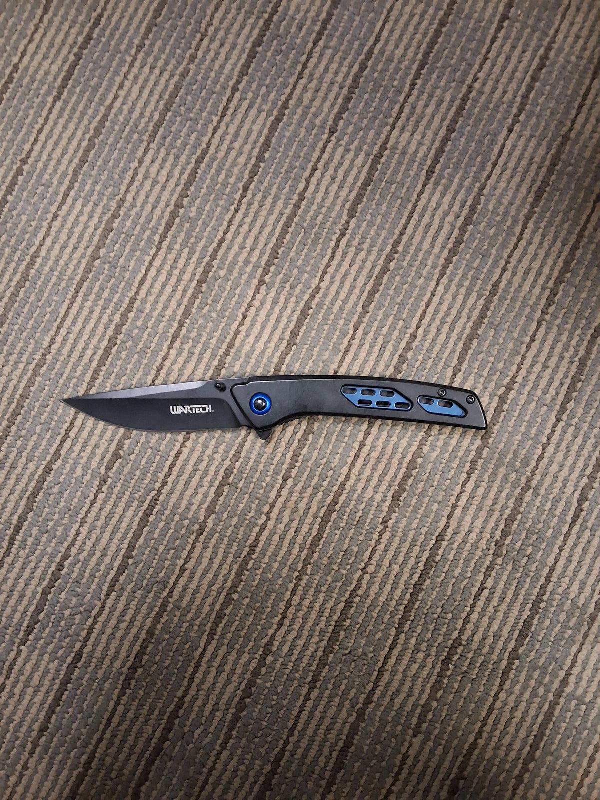 Drop Point Honeycomb Handle Blue Folding Knife #3018
