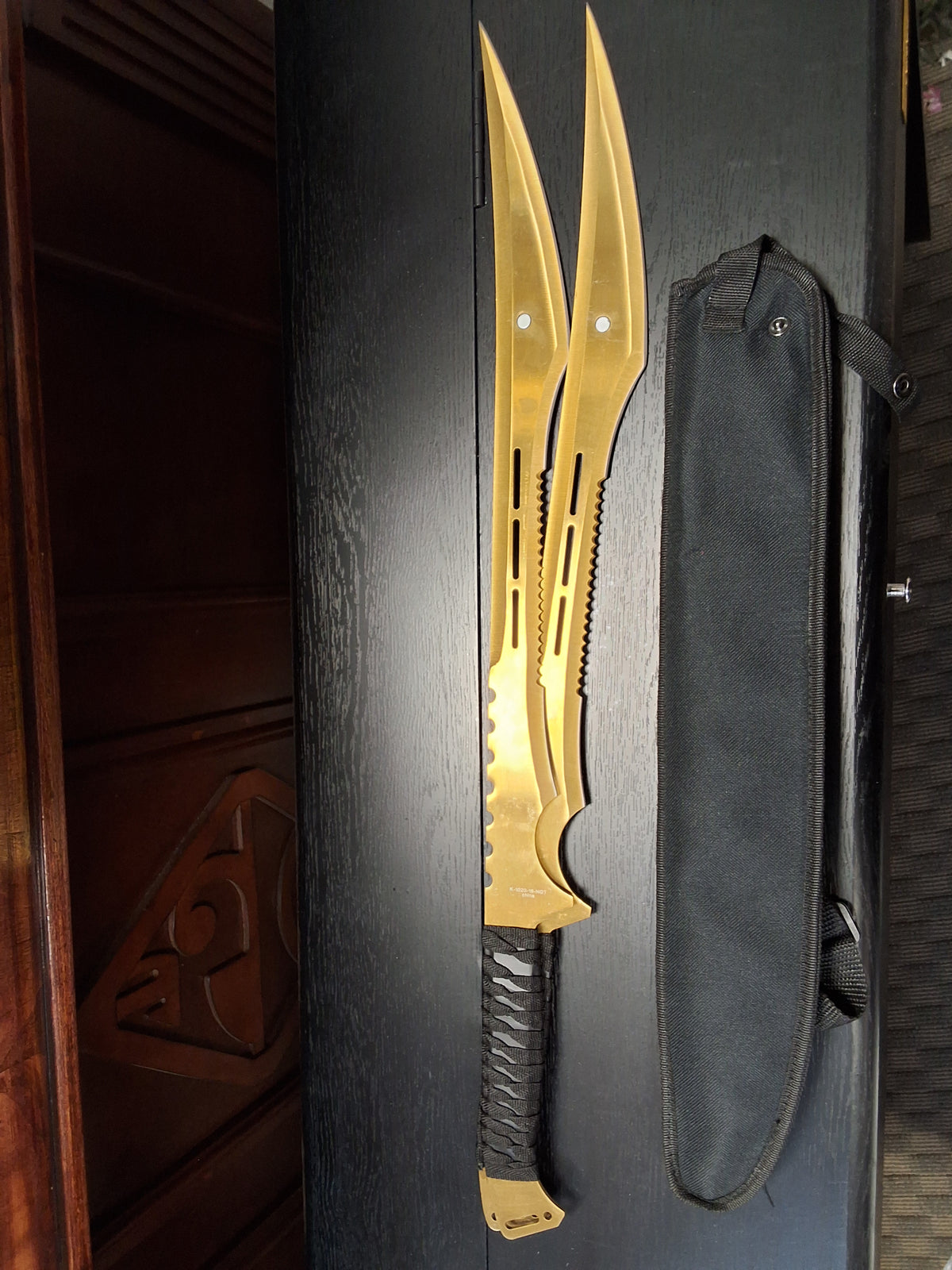 Dual hero edge gold wavy blades #3184