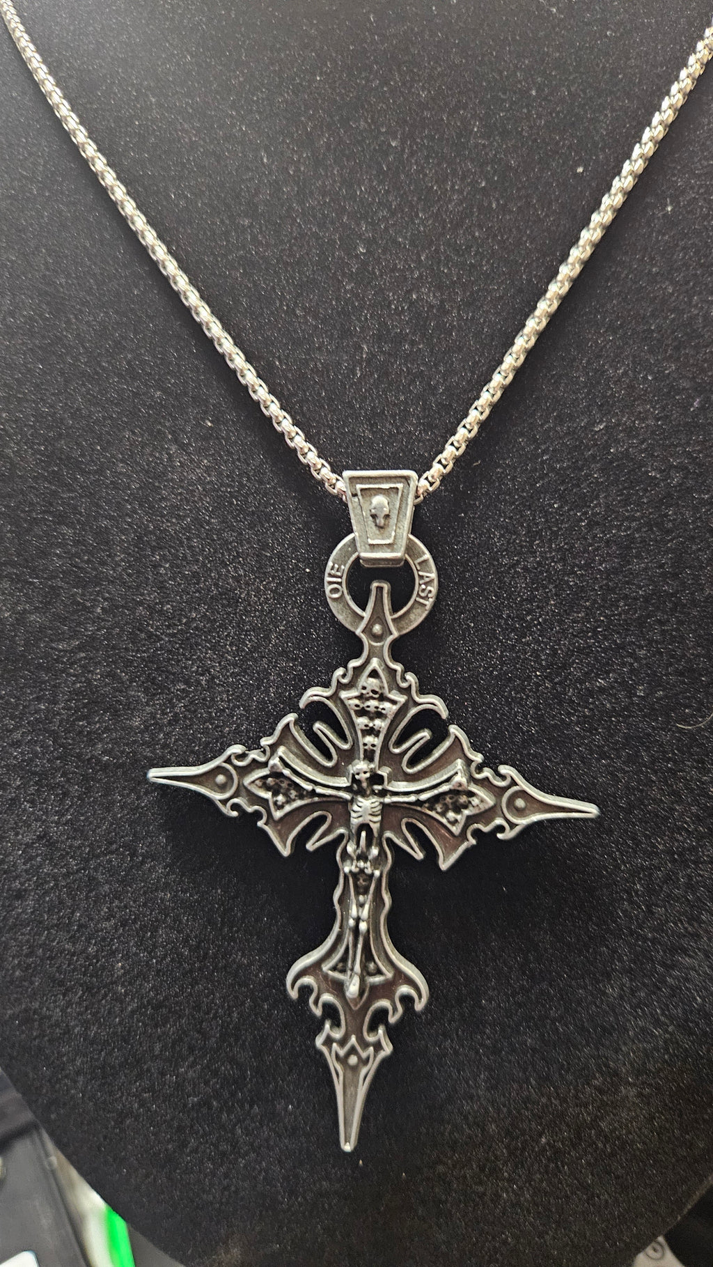 $15.99 Metal Pendant/Chain/Pendant/Bracelet etc. (All styles of $15.99)