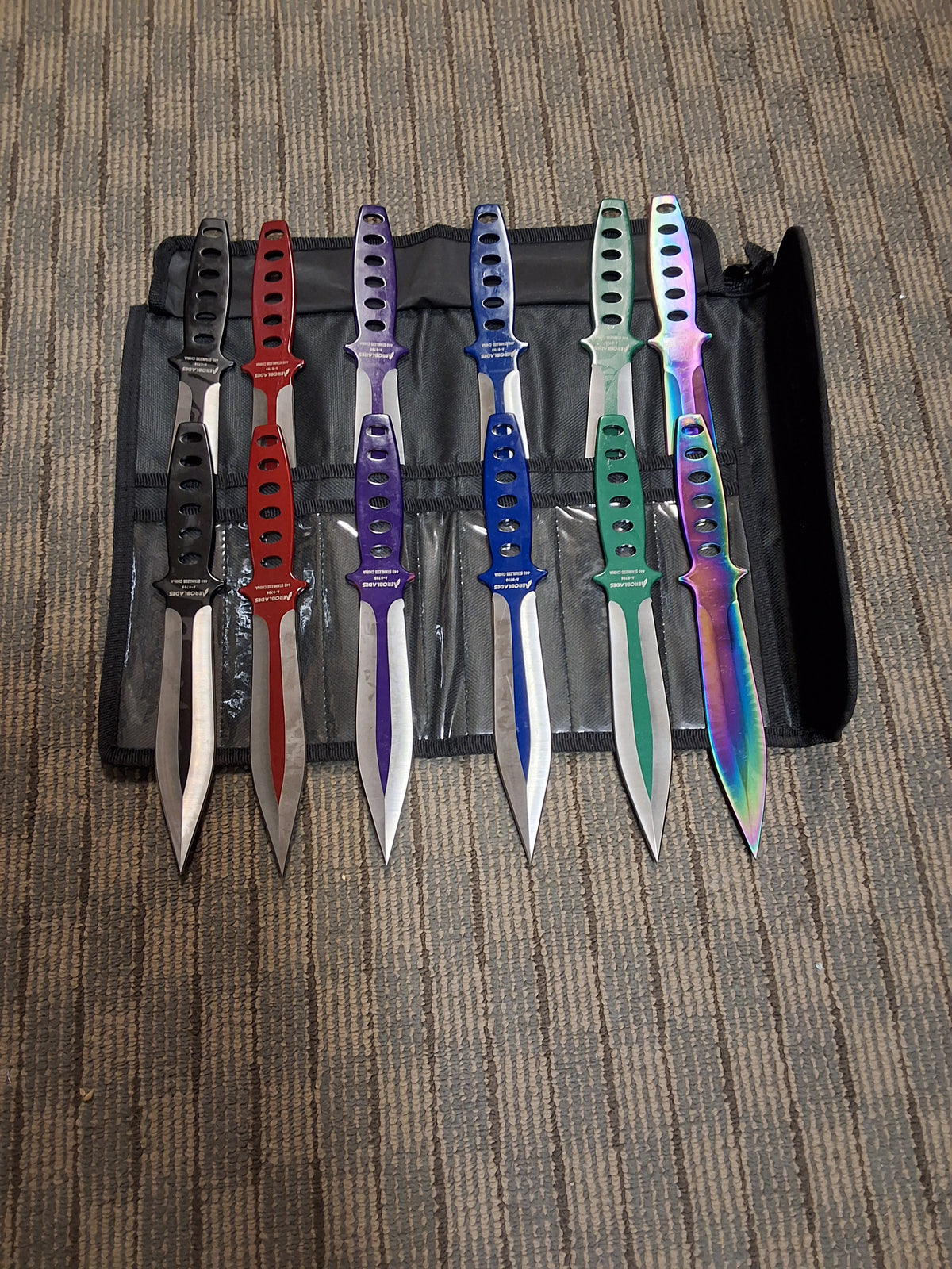 12 PIECE SET OF ASSORTED THROWING KNIVES #1415