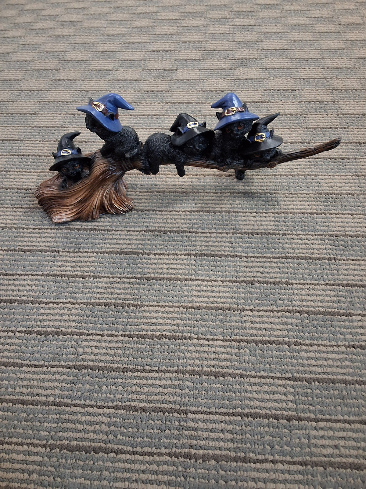 BROOMSTICK CATS STATUE