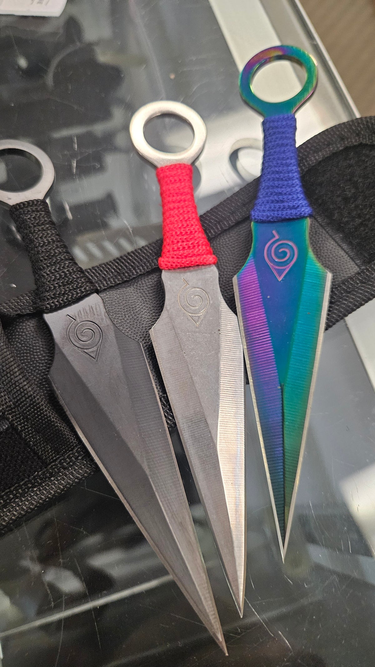 3 pc Assorted Colors Naruto Kunai Throwers