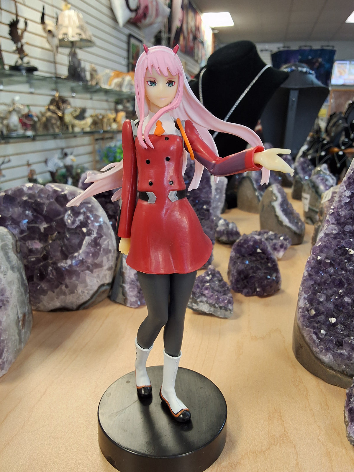 Darling in the Franxx zero two Figurine classic outfit smaller scale #1566