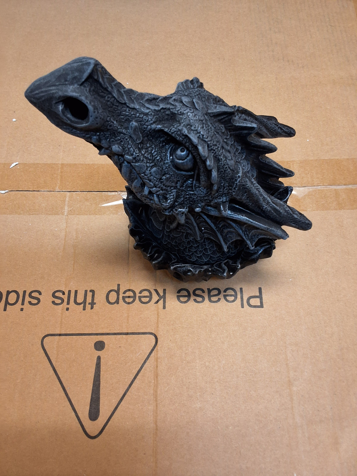 Dragon head candle statue