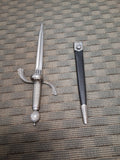 Twisted hand guard dagger bayonet piece