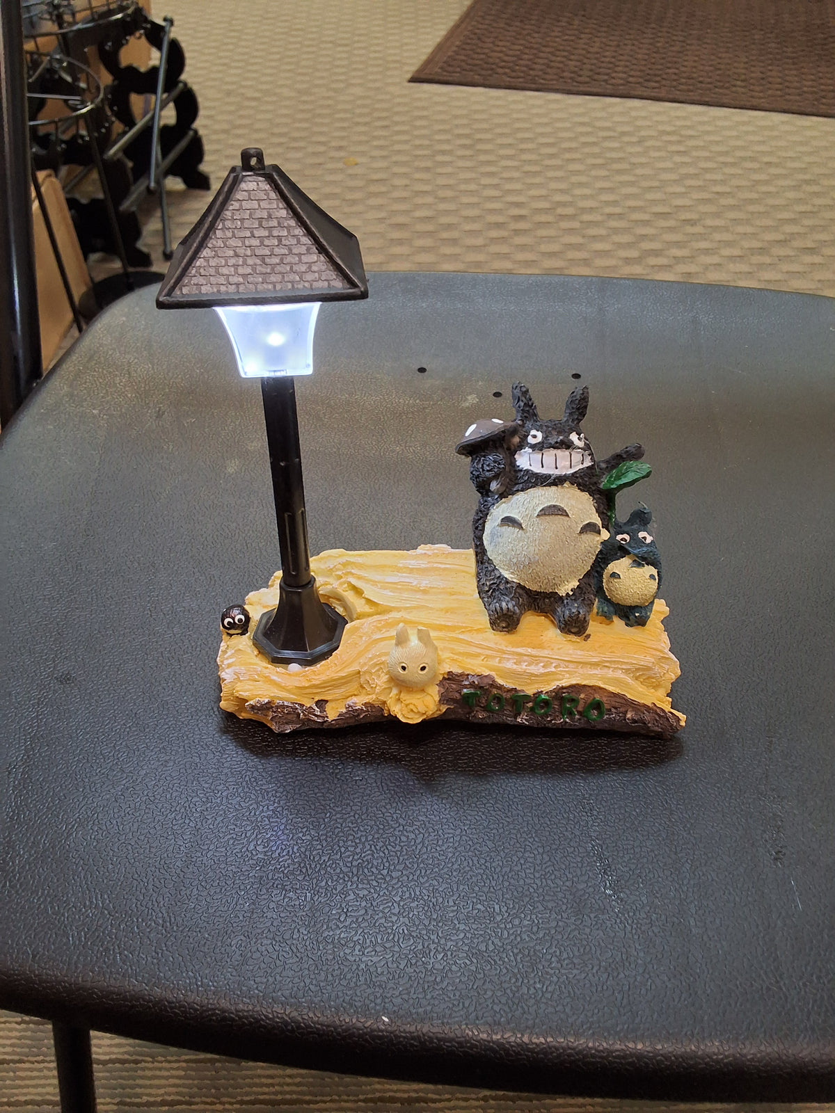 MY NEIGHBOR TOTORO STATUE