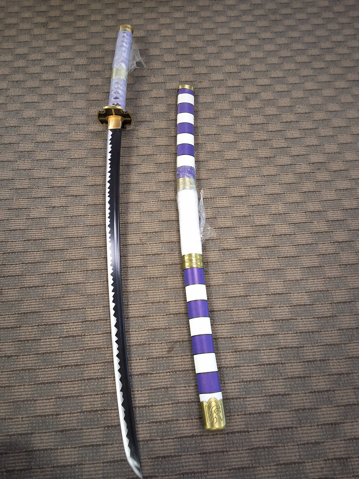 Purple stripe combat ready Zoro blade