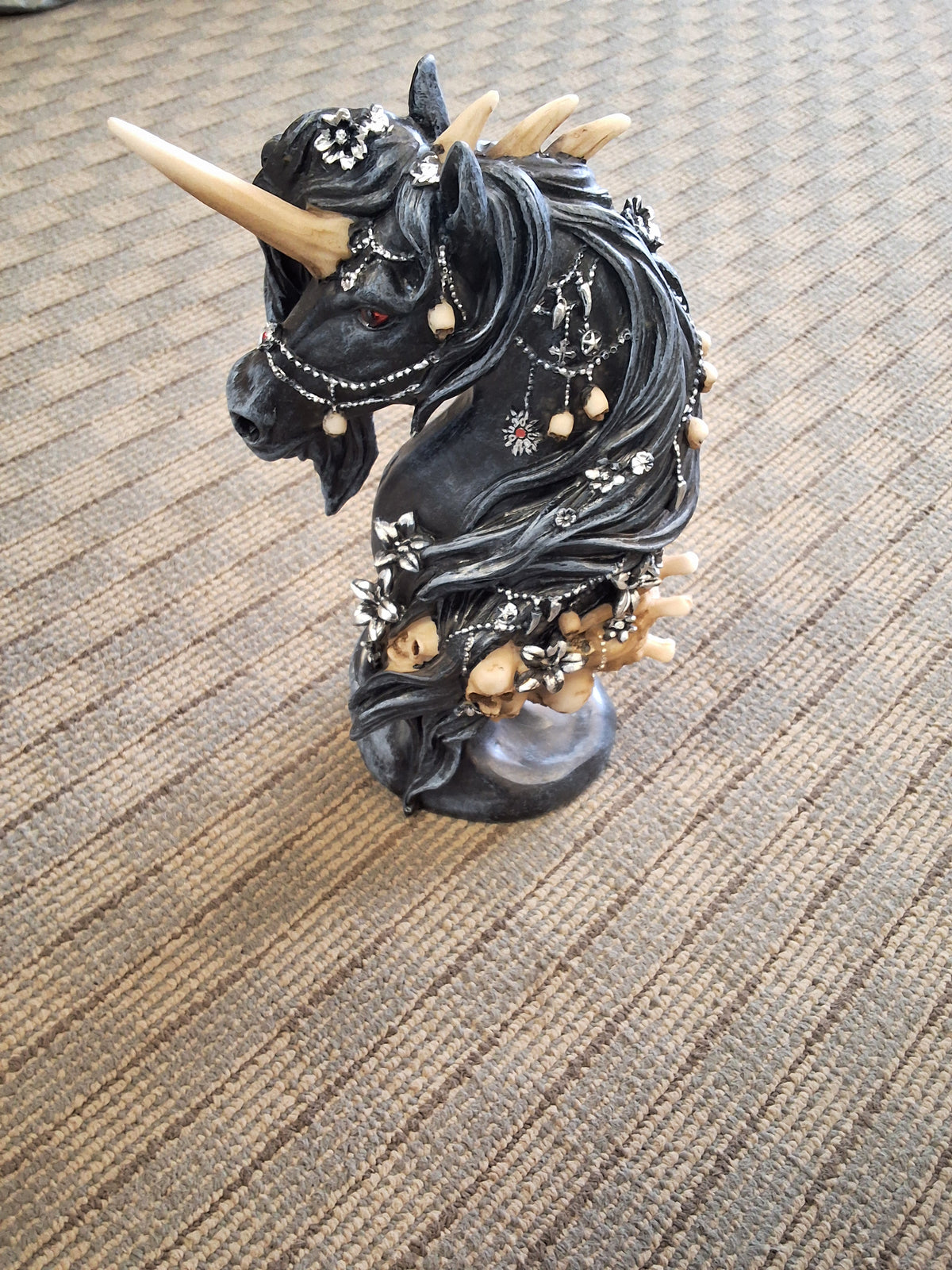 DARK UNICORN STATUE