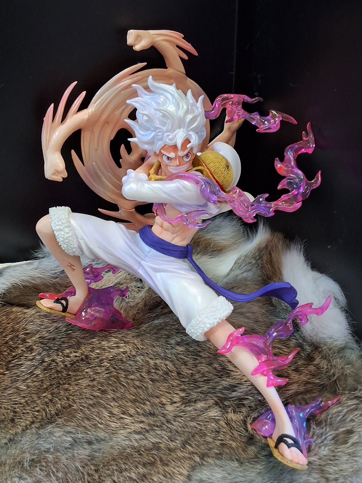 Luffy With Swirling Fist #1852