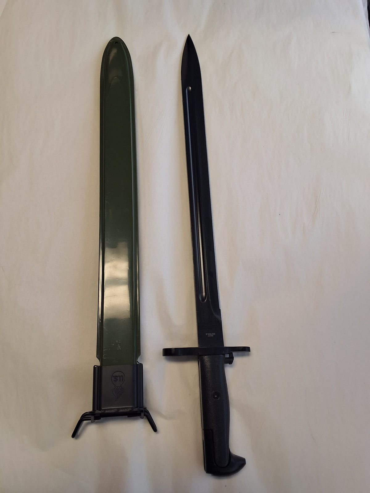 Green Sheath high quality bayonet