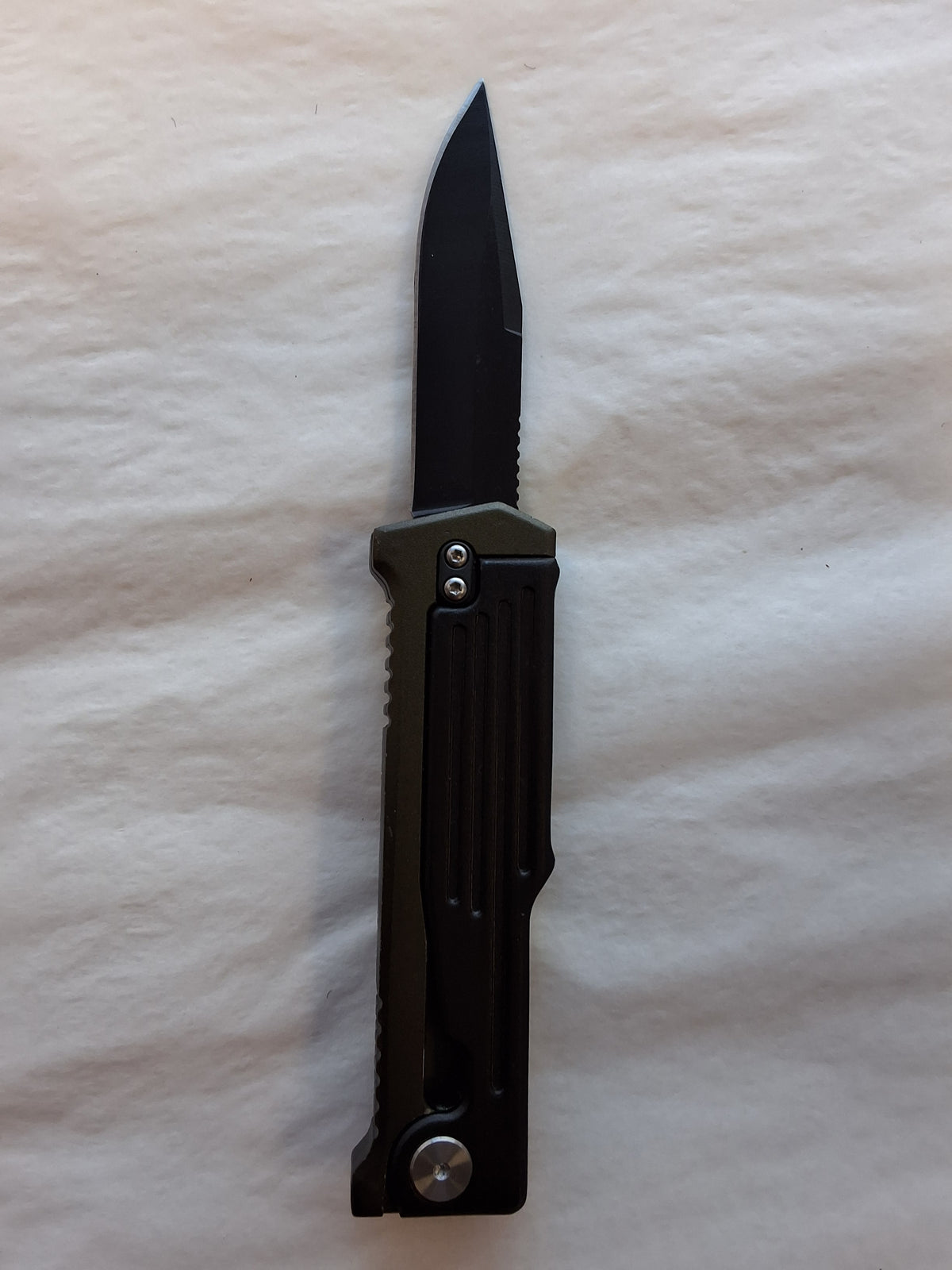 Green and Black Gravity Knife #2166