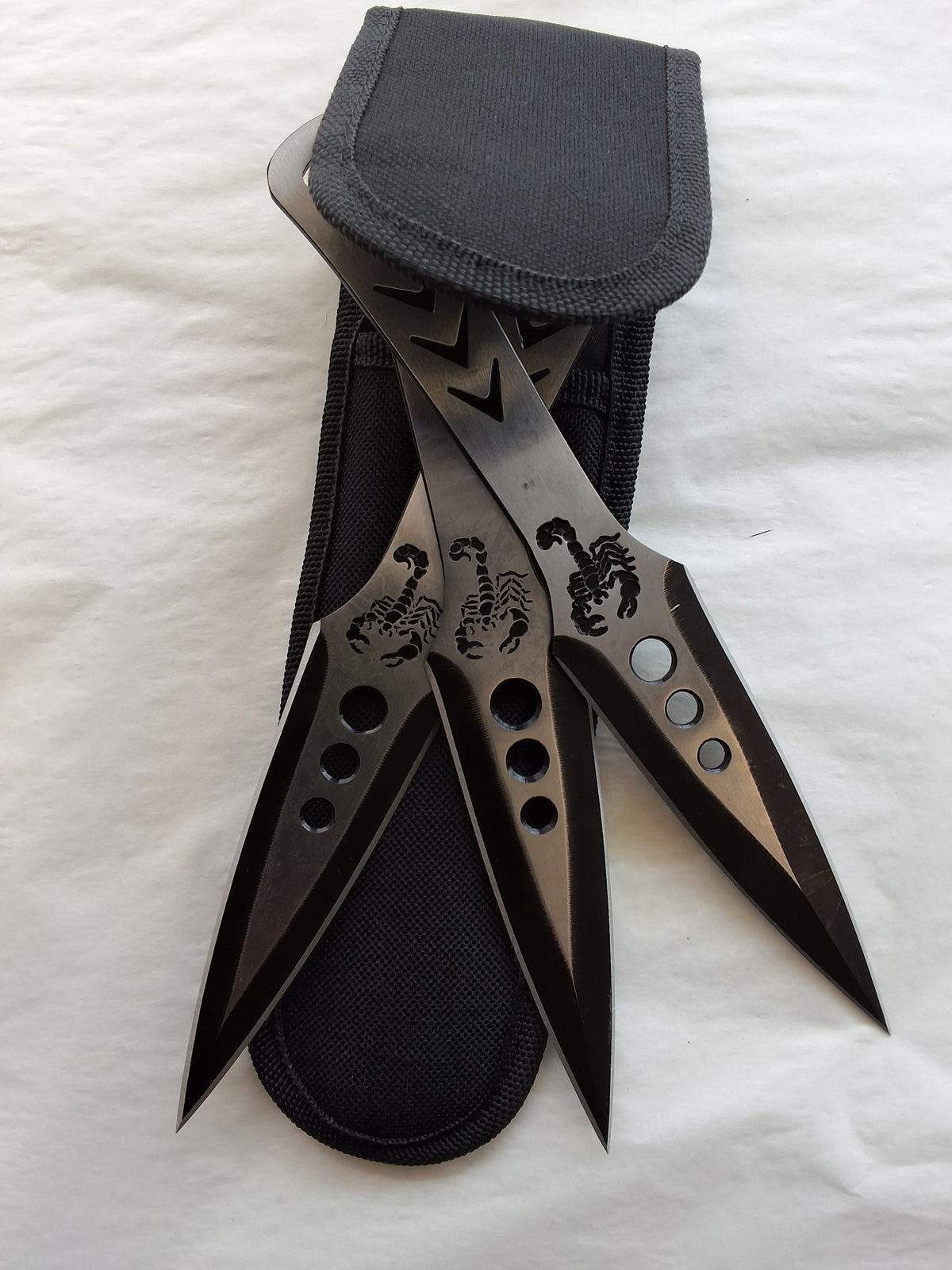 3pc Black Scorpion Thrower