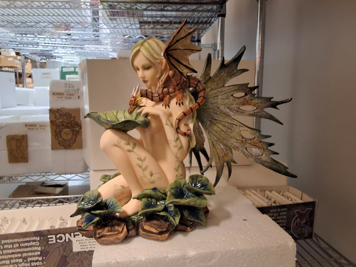 Naked GREEN FAIRY WITH RED DRAGON on Shoulder