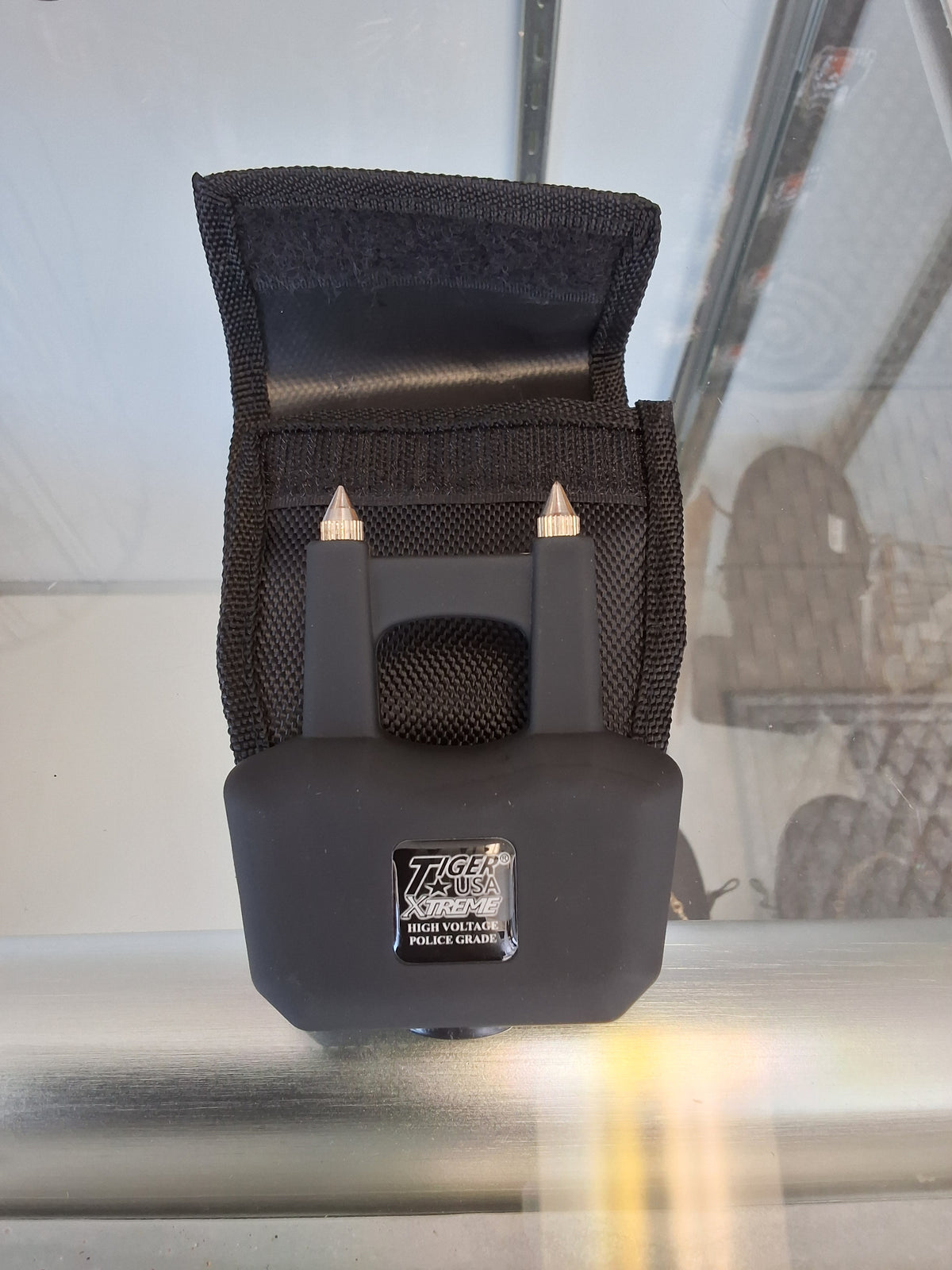TIGER CLAW 85,000,000V STUN GUN