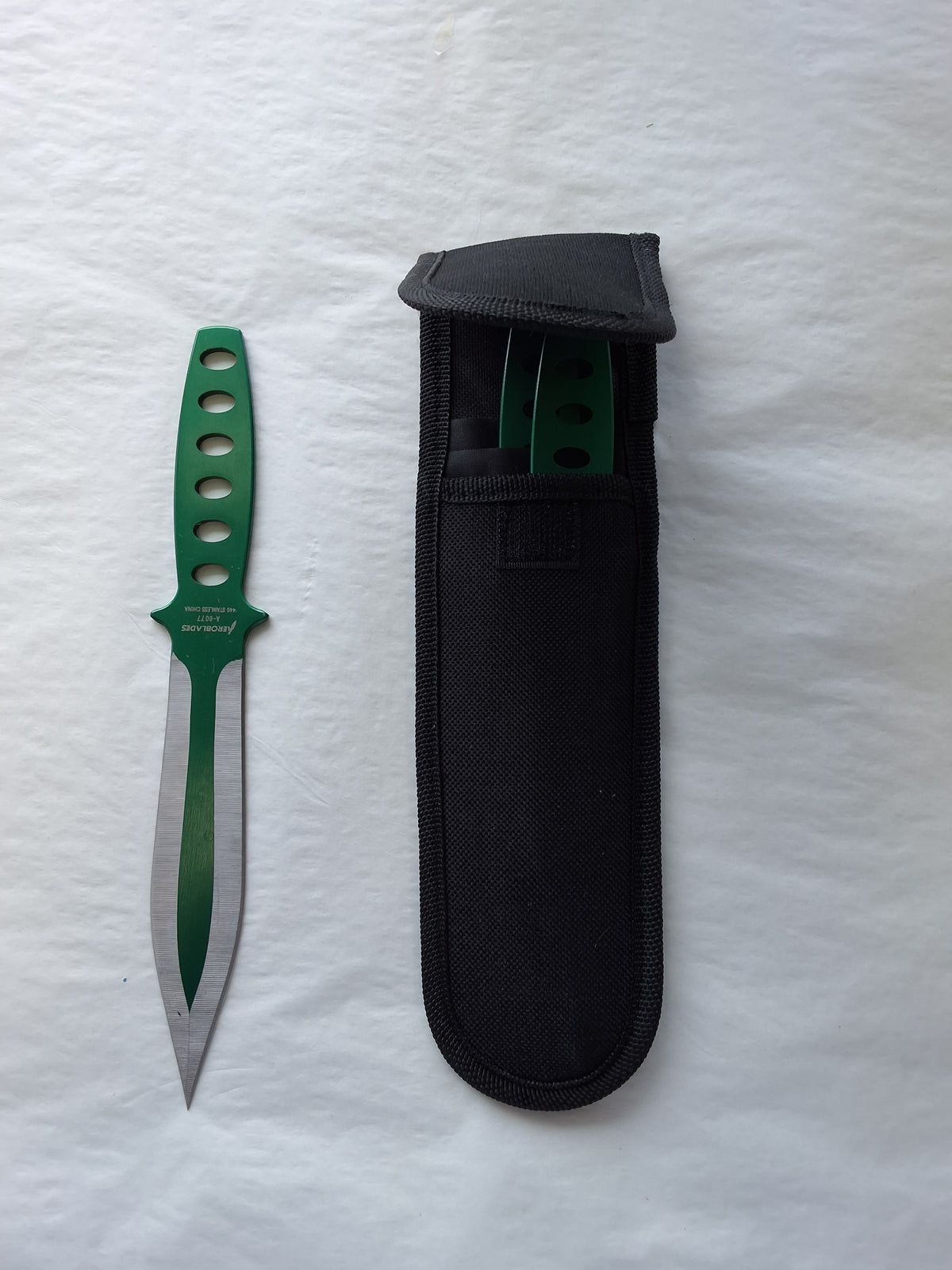 3 Peice Green Throwing Knives